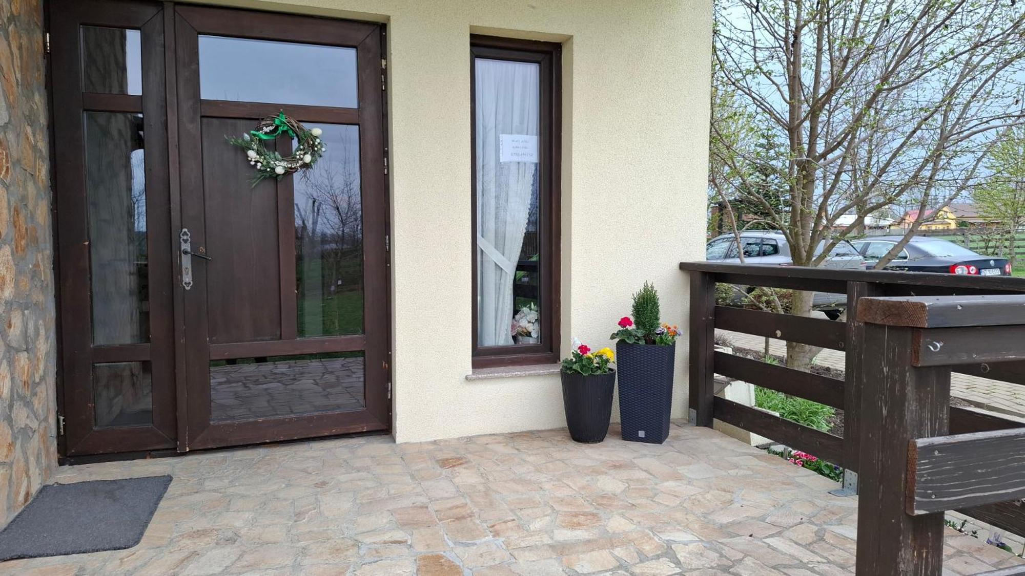 Hotel Dor De Casa Doljesti Exteriér fotografie